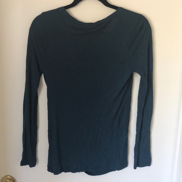 Cupcakes and Cashmere Top - Picture 4 of 5